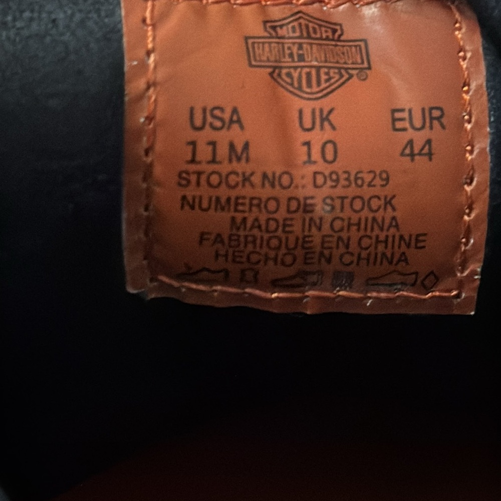 We need a Harley Davidson high tops size 11.5‎ - Picture 9 of 10